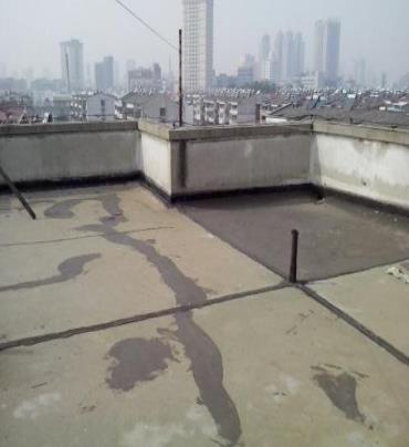 攀枝花漏水维修 楼顶漏水是什么原因，楼顶漏水维修方法是什么?